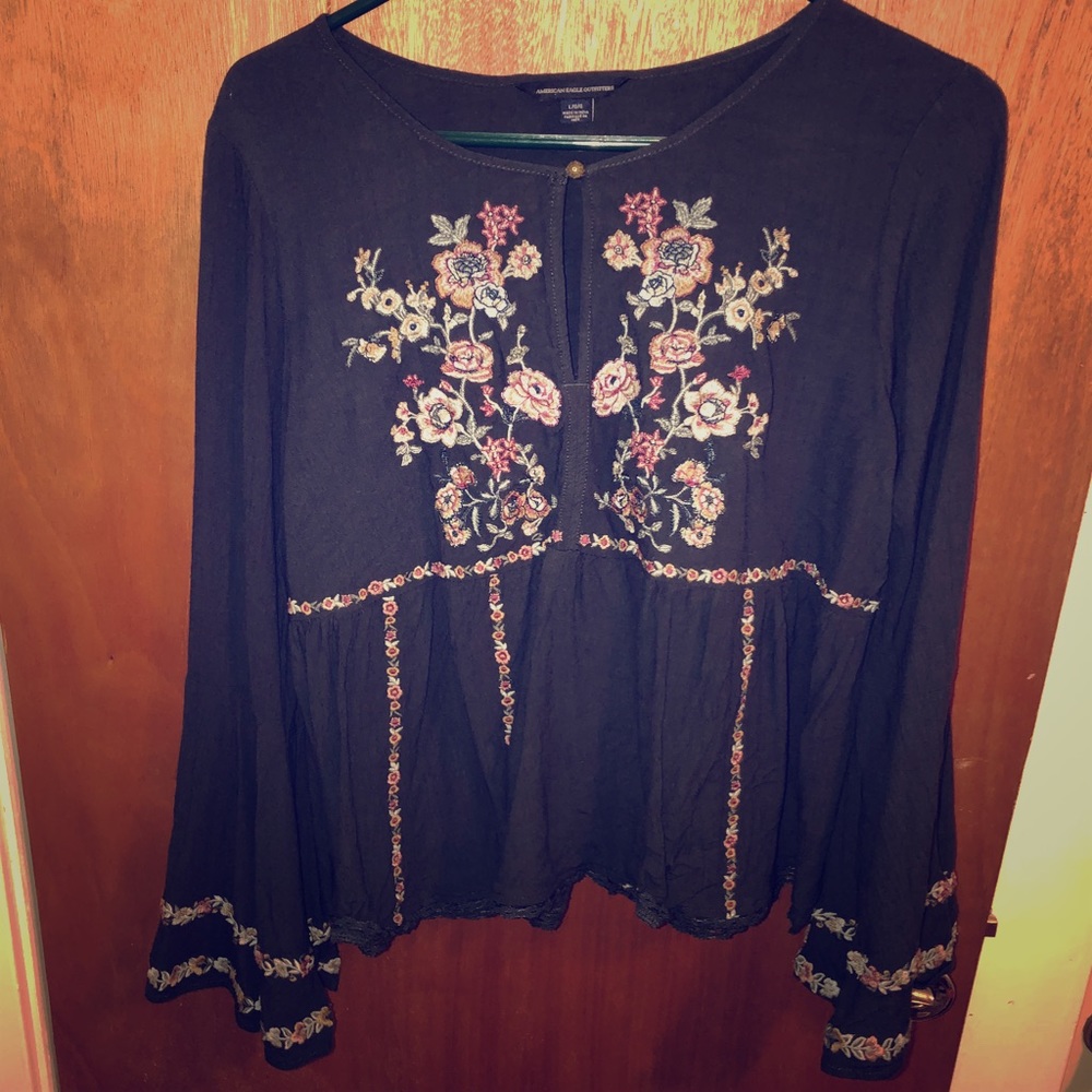 American Eagle Embroidered Bohemian Style Blouse